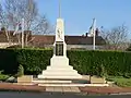 Le monument aux morts.