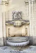Fontaine du cracheur.