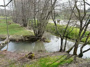 À Pont-Saint-Mamet.