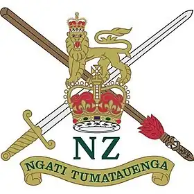 Emblème de l'armée de terre néo-zolandaise avec son nom en maori.