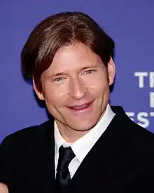 Crispin Glover(George McFly)