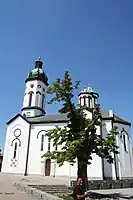 L'église de la Protection-de-la-Mère-de-Dieu.