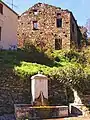 Fontaine au hameau de Sant' Andrea.