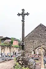 Croix du cimetière, classée Monument historique