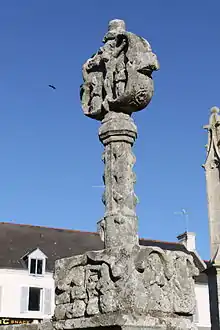 Croix à bannière de la chapelle