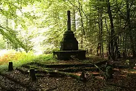 La Croix-Saint-Lambert en forêt de Lorge.