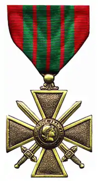 médaille de la croix de guerre 1939-1945.