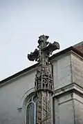 Détail de la croix de cimetière de Loray.