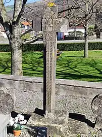Croix de cimetière de 1786 à Cibits