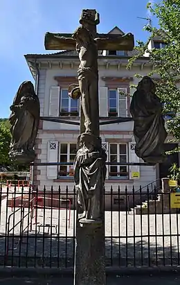 Croix de cimetièrecroix monumentale