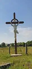 Croix de mission située en face du cimetière
