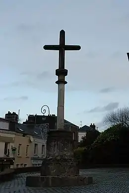 Croix de village de Saint-Romain-de-Colbosc