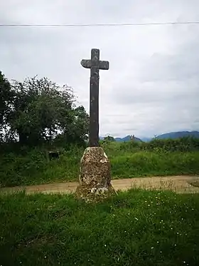 Croix du col de Catchaudégué en limite de la commune.