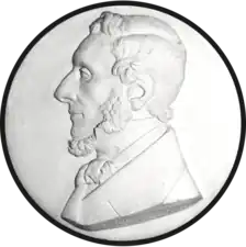 Eugène Van Dievoet (1804-1858), juge au tribunal de Commerce de Bruxelles, époux de Hortense Poelaert (1815-1900), sculpture par Victor Poelaert).