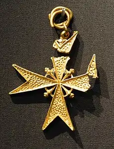Croix de l'Ordre de Saint-Jean de Jérusalem, récupérée sur l'épave