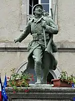 Monument aux morts« Monument aux morts de 1914-1918 ou la Victoire en chantant à Croze », sur À nos grands hommes