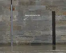 Crue de la Seine au 3 juin 2016 comparée au niveau atteint par le fleuve durant la crue de 1910.