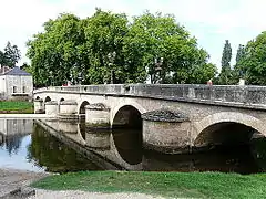 Le pont sur l'Auvézère.