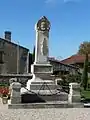 Monument aux morts.