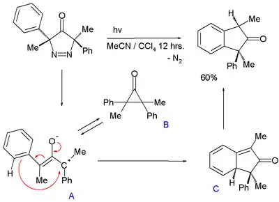 2,3-diméthyl-2,3-diphénylcyclopropanone intermédiaire en photolyse