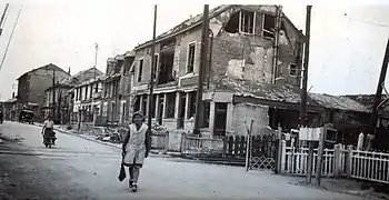 Dégâts près de la gare après l'explosion du 7 mai 1941