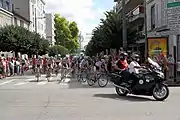 Départ de la première étape du Tour du Limousin 2011 au Champ de Juillet à Limoges. En arrière plan, la gare des Bénédictins.