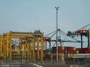 Terminal à conteneurs dans le port de Lomé.