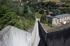 Déversoir (en aval du barrage)