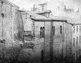 Façade de l'ancien grenier du moulin du Château.