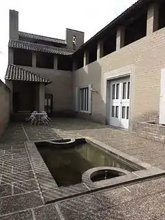 La maison de Jan de Jong, terrasse et aile d'habitation