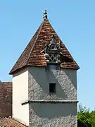 Pigeonnier dans le bourg de Daglan.