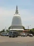 Un dagoba au Sri Lanka.