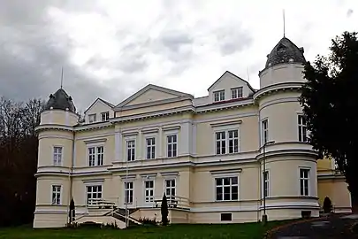 Dalovice : nouveau château.