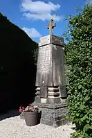 Le monument aux morts.