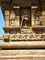 La danse de Shiva. Extrémité gauche du mur Sud et la dernière image sur ce pan, suivant le sens de la circumambulation traditionnelle