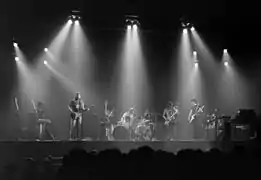 Photographie de Pink Floyd en concert en 1973.