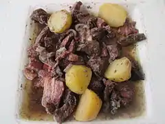 Daube provençale, de bœuf, lard, et pommes de terre.