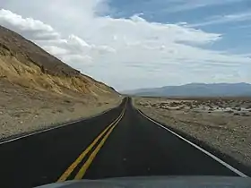 Vue de la Badwater Road.