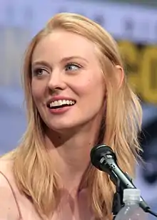 Deborah Ann Woll dans le rôle de Karen Page