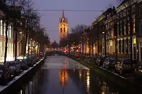 La vieille église de Delft ou Oude Kerk.