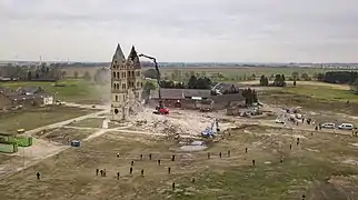 Démolition de l'église Saint Lambertus à Immerath pour faire place à la mine de Garzweiler (janvier 2018).