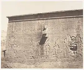 Mur sud, à l'arrière du temple d'Hathor (vers 1850).