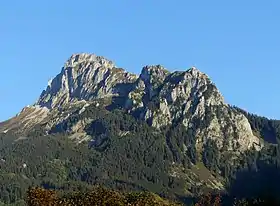 La dent d'Oche vue de Bernex.