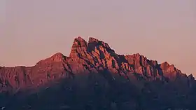 Les dents de Morcles vues depuis la dent de Valerette, à l'ouest.