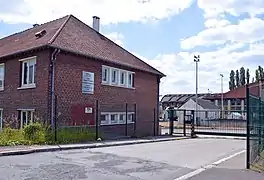 L'entrée du dépôt SNCF de Longueau (en 2015)