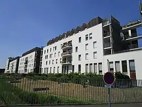 Les « Maisons blanches » sur l'avenue Michelin.