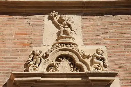 Putti et guirlandes d'abondance