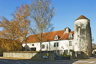 Ancien relais de Poste, Auberge Estivalet.