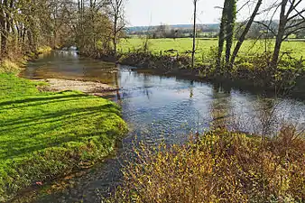 L'Ignon et la prise d'eau du bief.