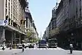 L'Avenida Roque Sáenz Peña, populairement connue sous le nom de Diagonal Norte va depuis la Plaza de Mayo jusqu'à  Plaza Lavalle, passant par la Plaza de la República, où se situe l'Obélisque.